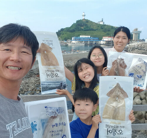 [서민갑부 오징어] 천해수산 건 마른오징어 10마리 국내산 동해안 영덕 부드러운 건조오징어 덕장 직배송, 중 10미(650g내외), 1박스